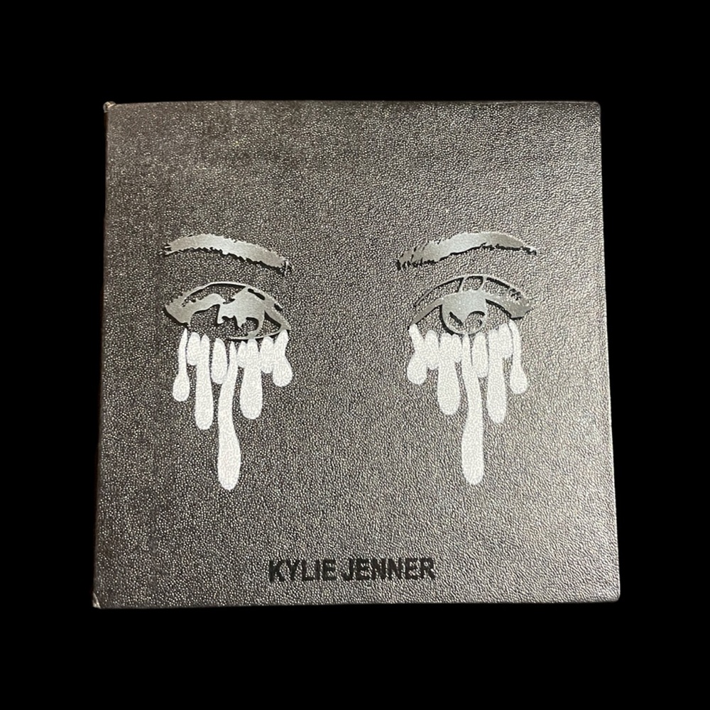 Kylie Cosmetics Sorta Sweet Palette